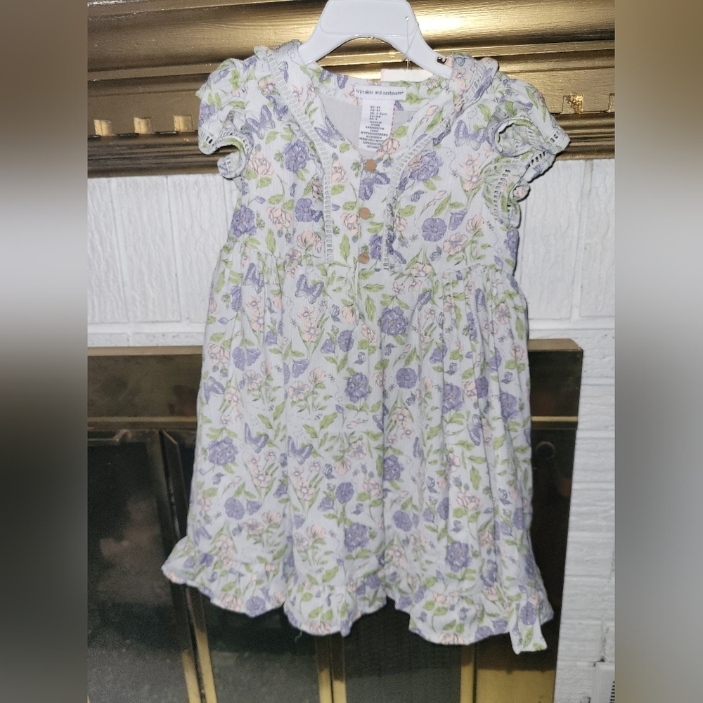 Cupcakes and Cashmere 2pc set. Floral dress with purse. Girls 4t